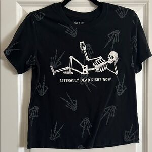 Zoe + Liv Black Skeleton Tee sz: M